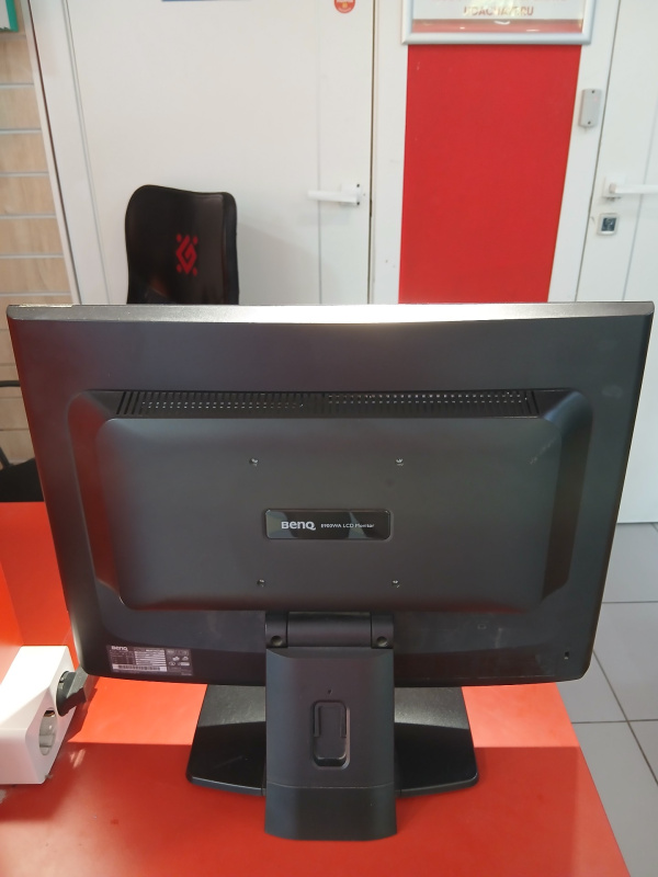 Монитор BenQ E900WA